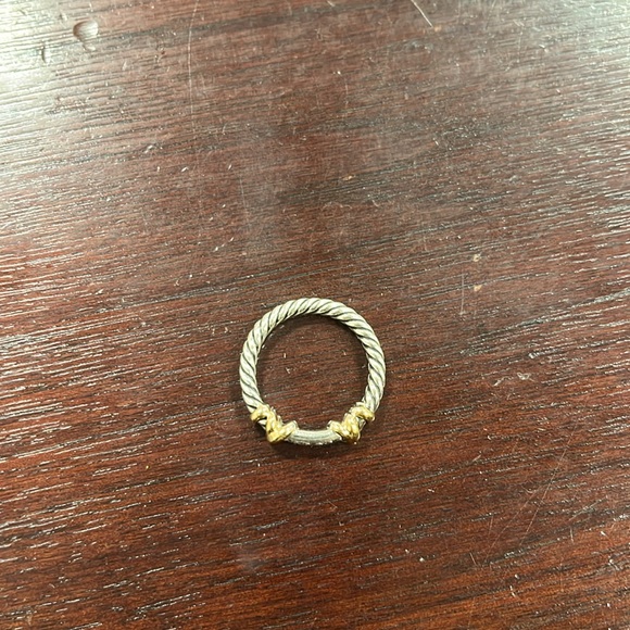 David Yurman Helena Collection Elegant Two-Tone Diamond Ring - Picture 7 of 8